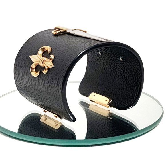 14-18 KT Yellow Gold Bangle Cuff Bracelet Studded Grained Leather - Picture 6 of 12